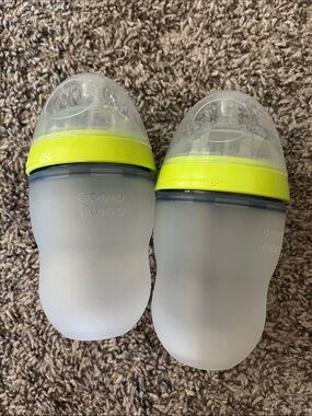 Comotomo Baby Bottle Set - Neon Lime Accent